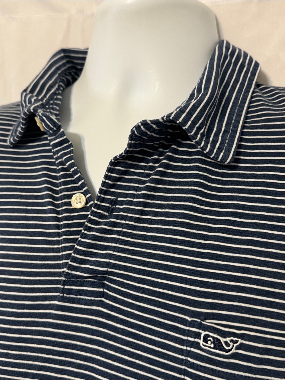 Vineyard Vines Navy and White Striped Polo. Size XL - Picture 4 of 8